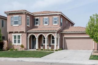 3299 Poe Ave, Clovis, CA 93619-5017