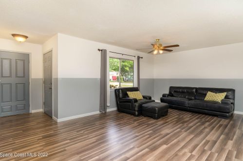1905 Fairlane Dr, Titusville FL  32780-4639 exterior