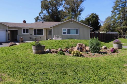 1529 Willowside Rd, Santa Rosa, CA 95401-3941