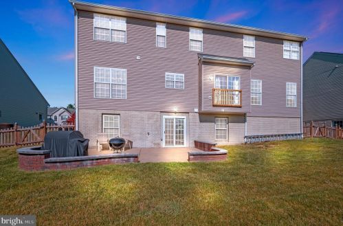 10325 Lees Crossing Ln, Fredericksburg VA  22408-0290 exterior