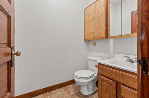 805 Richards Ave, Watertown WI 53094-5020 exterior