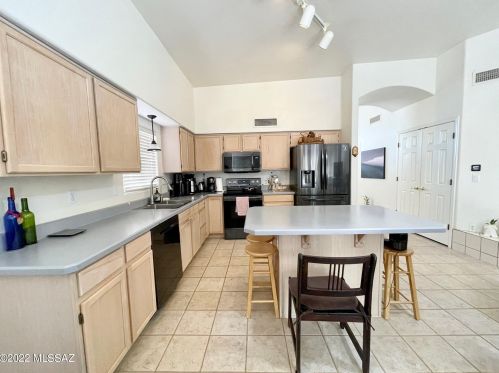 5537 Hopbush Pl, Tucson AZ  85704-2649 exterior