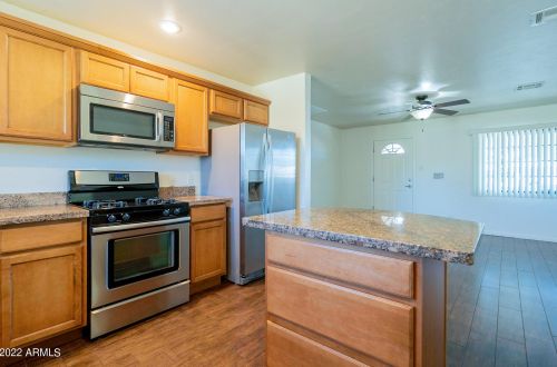 4220 16 Dr, Phoenix AZ  85015-1426 exterior
