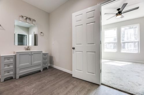 4343 Frank St, Dallas TX  75210-1236 exterior