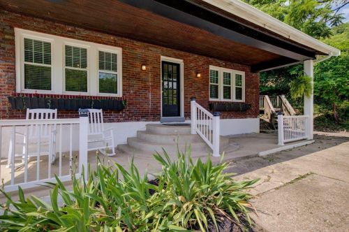 607 Covert Run Pike, Newport, KY 41073-1607