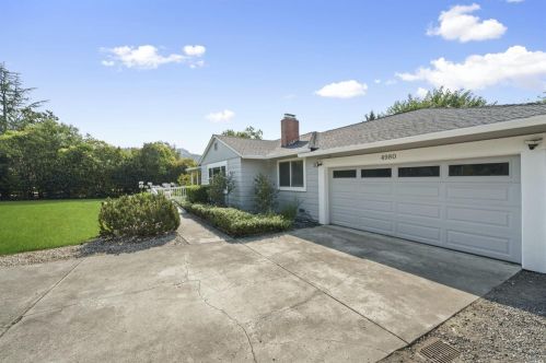 4980 Badger Rd, Santa Rosa, CA 95409-2793