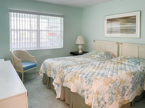 122 Northampton F, West Palm Beach, FL 33417-7610