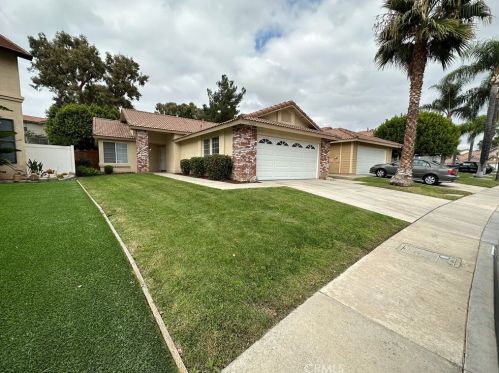 19229 White Dove Ln, Riverside, CA 92508-6031