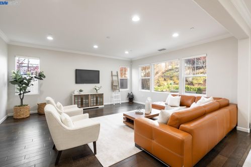 3551 Pinot Noir Ct, Pleasanton CA  94568-2556 exterior