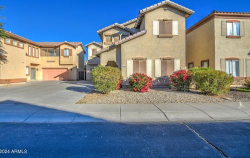 12095 66th Ave, Glendale, AZ 85304-1626