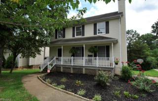 5556 Moravian Heights Ln, Clemmons, NC 27012-8382
