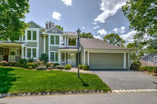 92 Edgewood Rd, Bedminster, NJ 07921-1650