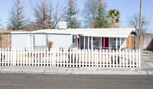 870 Thurman Ave, Porterville, CA 93257-4218