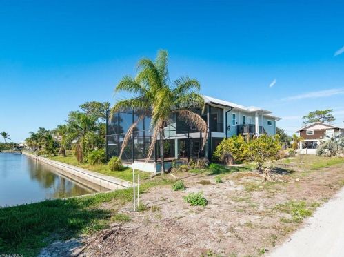 4727 Swordfish St, Bonita Springs FL  34134-7116 exterior