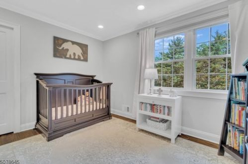 4 Fawn Ln, Martinsville NJ  08836-2368 exterior