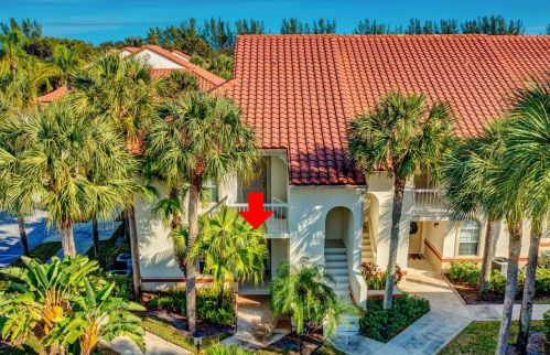 111 Cypress Point Dr, West Palm Beach, FL 33418-7153