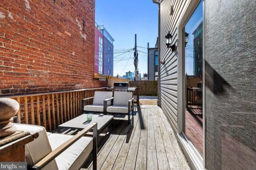 724 Columbia Rd, Washington DC 20001-3802 exterior