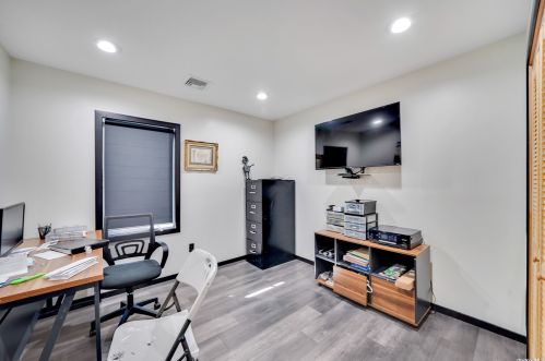 110 Schooner Ln, Copiague NY  11726-5311 exterior