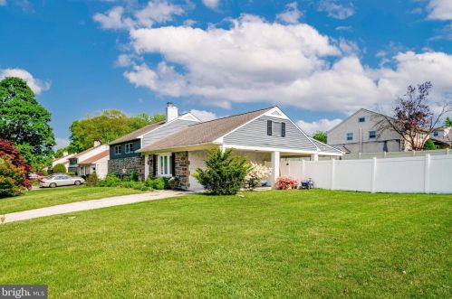 513 Valley Forge Rd, Norristown, PA 19406-1535