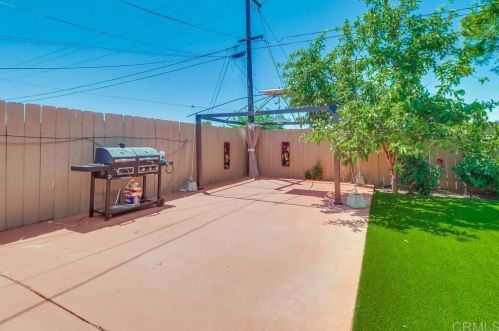 1766 Berrydale St, El Cajon CA  92021-3107 exterior