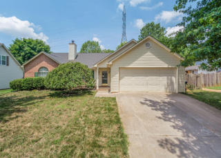 8827 Brucewood Ln, Knoxville, TN 37923-6036