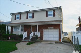 640 Main St, Freeport, NY 11520-5718