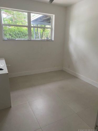 927 14th Ave, Hollywood, FL 33020-3712