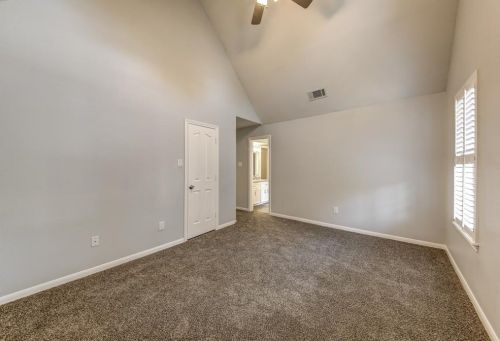 5631 Spring Lodge Dr, Humble TX 77345-1470 exterior