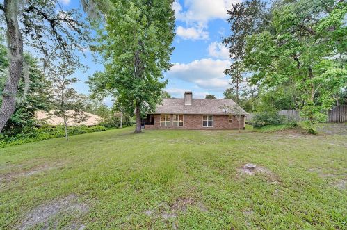 111 Pne Vly Ct, De Bary FL 32713-2302 exterior