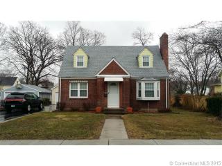 39 Victoria Rd, Manchester, CT 06040-4911