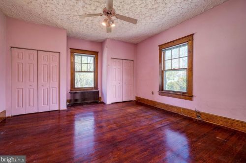 5 Amiss Ave, Richmond National Battlefiel VA  22835-1309 exterior