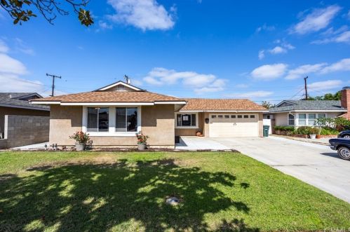 8101 San Heron Cir, Buena Park, CA 90620-2971