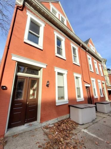 639 Walnut St, Easton, PA 18042-4098
