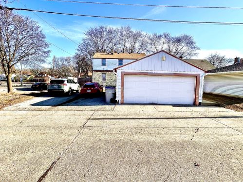 3409 Chase Ave, Milwaukee WI  53207-3347 exterior