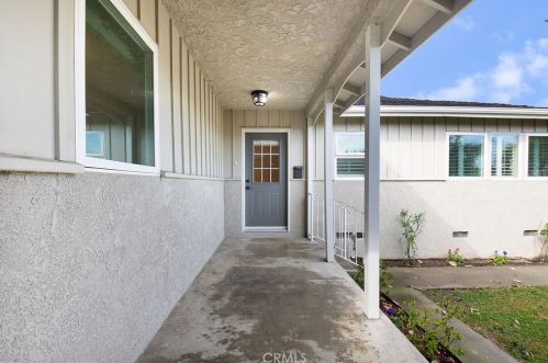 6222 Conant St, Long Beach, CA 90808-2828