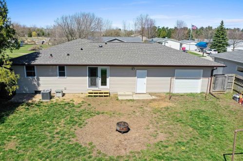 2815 46th St, Two Rivers WI  54241-1012 exterior