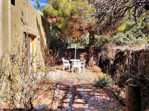 35 Sedona Rd, Sedona AZ 86351-7215 exterior