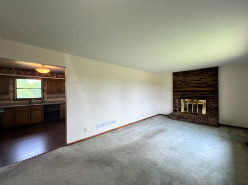 11643 Crestview Ln, Grants Lick, KY 41001-7923