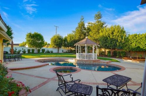 3367 Weatherford Ct, Simi Valley CA  93063-1328 exterior