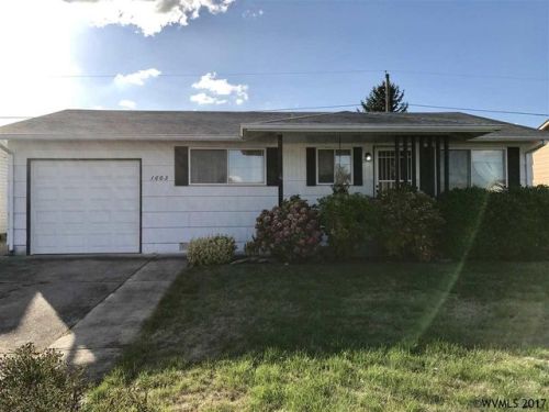 1603 Quinn Rd, Woodburn, OR 97071-2539