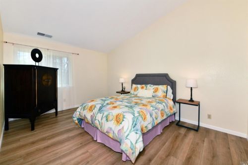 2546 Westberry Dr, Santa Rosa CA 95403-7203 exterior