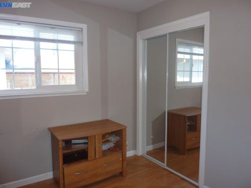 268 Royce Way, West Pittsburg CA  94565-4700 exterior