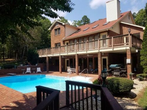 831 Acorn Dr, Rustburg VA  24588-3529 exterior
