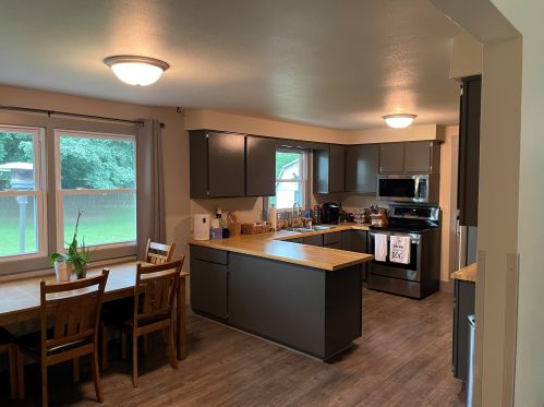 2803 38th St, Two Rivers, WI 54241-1308