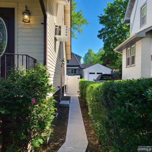 54 Hackensack Ave, Ridgefield Park NJ  07660-1328 exterior