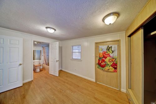 39 Cardinal Way, Santa Rosa CA  95409-4108 exterior