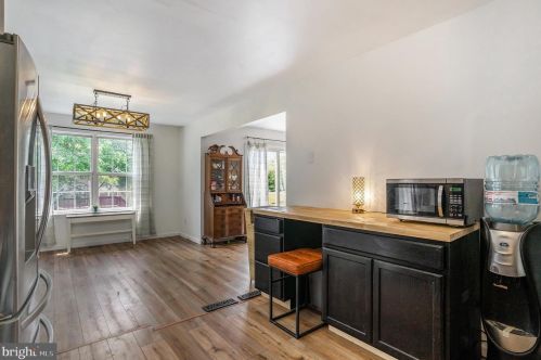 1109 Oxford Cir, Lansdale PA 19446-6653 exterior