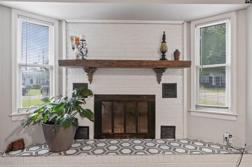 1512 Summerland Dr, Cayce-West Columbia SC  29033-2820 exterior