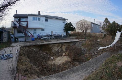 3 Eisenhower Rd, South Setauket, NY 11720-3027