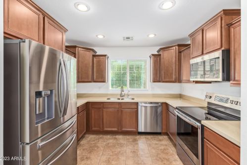 2557 Vermont Dr, Gilbert, AZ 85295-2386